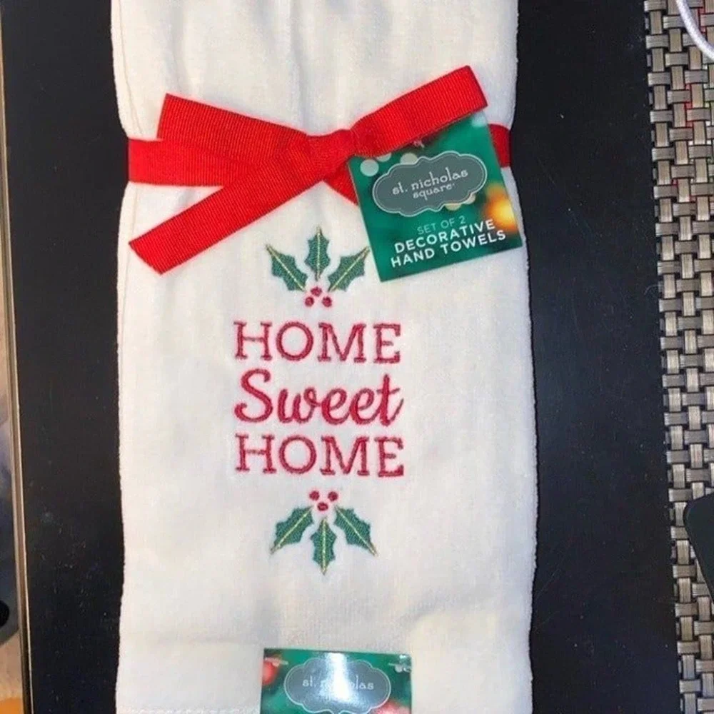 Home Sweet Home Christmas Towels Set of 2 Ivory